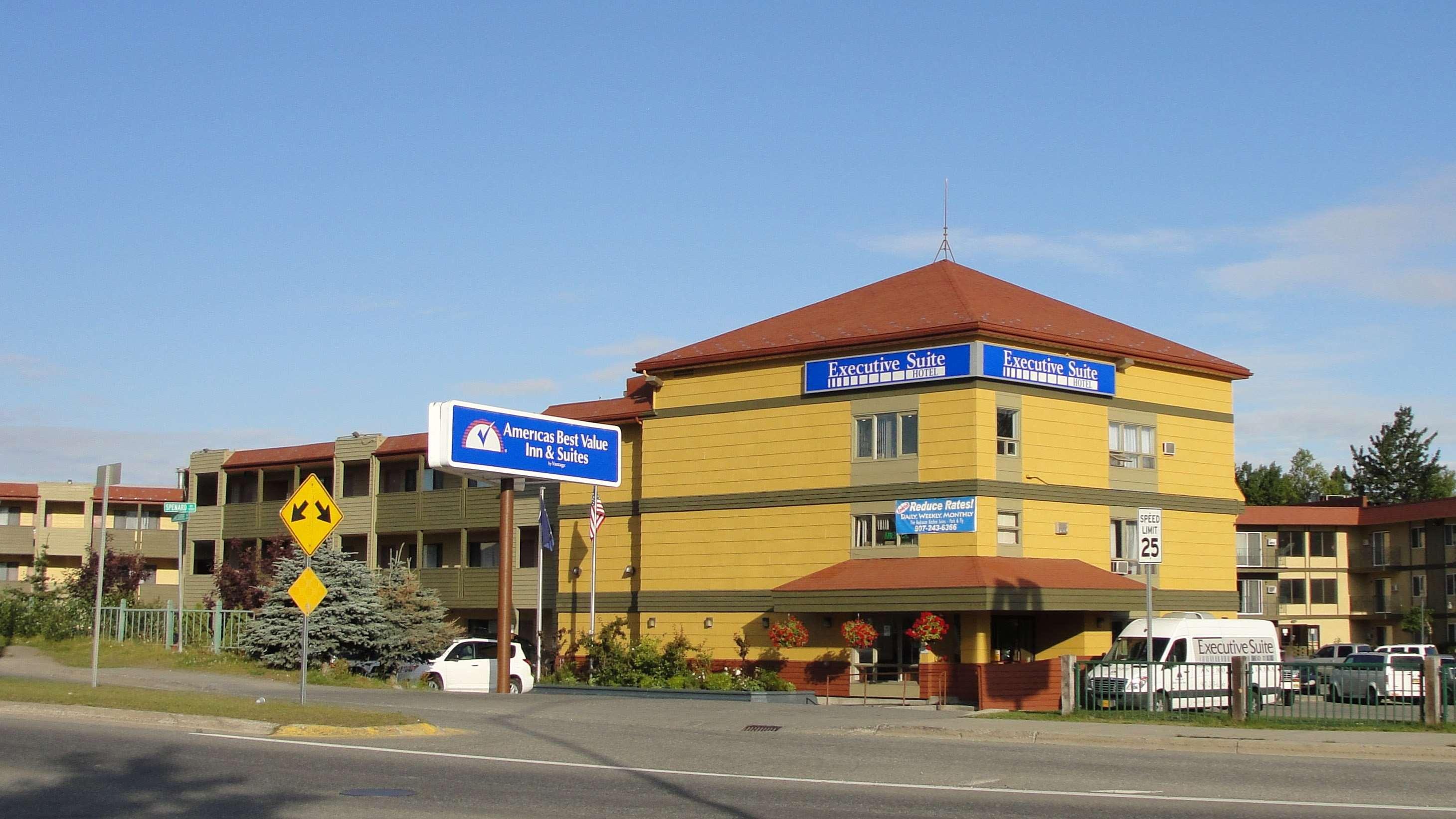 Americas Best Value Inn & Suites Anchorage Airport מראה חיצוני תמונה