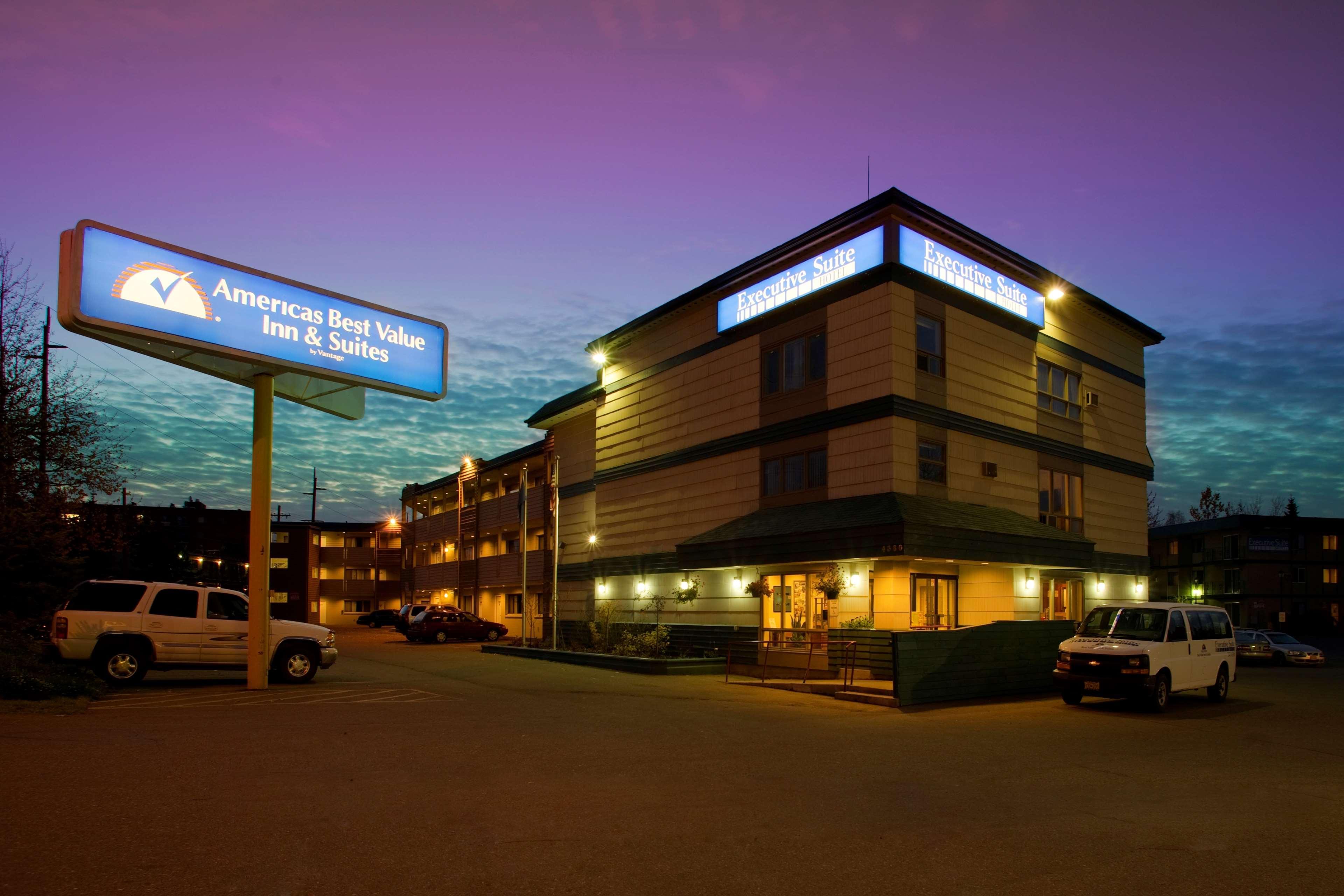 Americas Best Value Inn & Suites Anchorage Airport מראה חיצוני תמונה