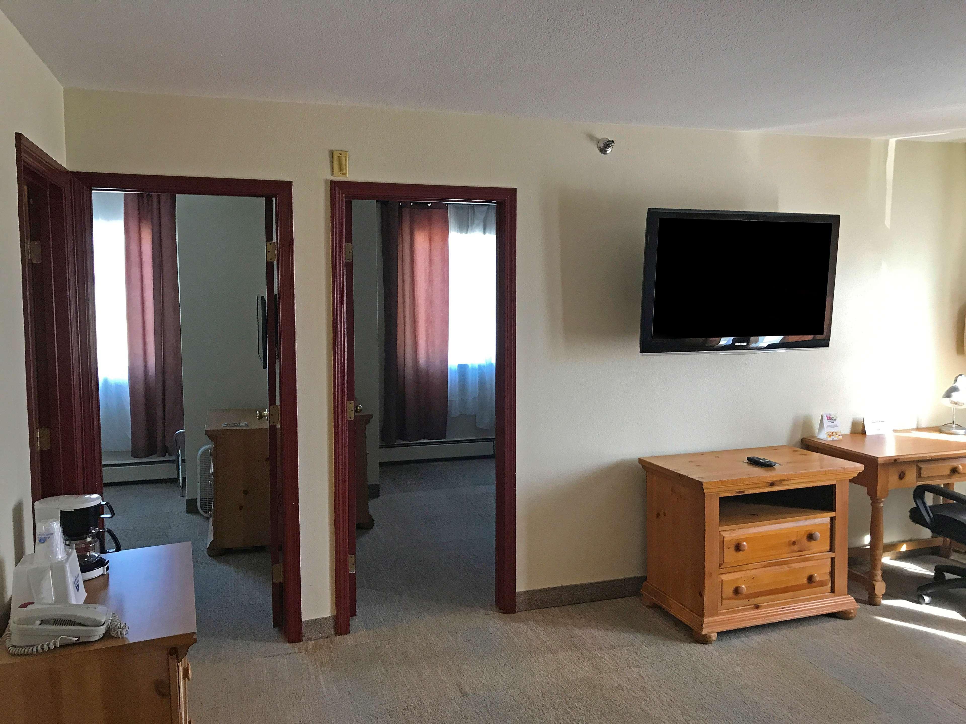 Americas Best Value Inn & Suites Anchorage Airport מראה חיצוני תמונה